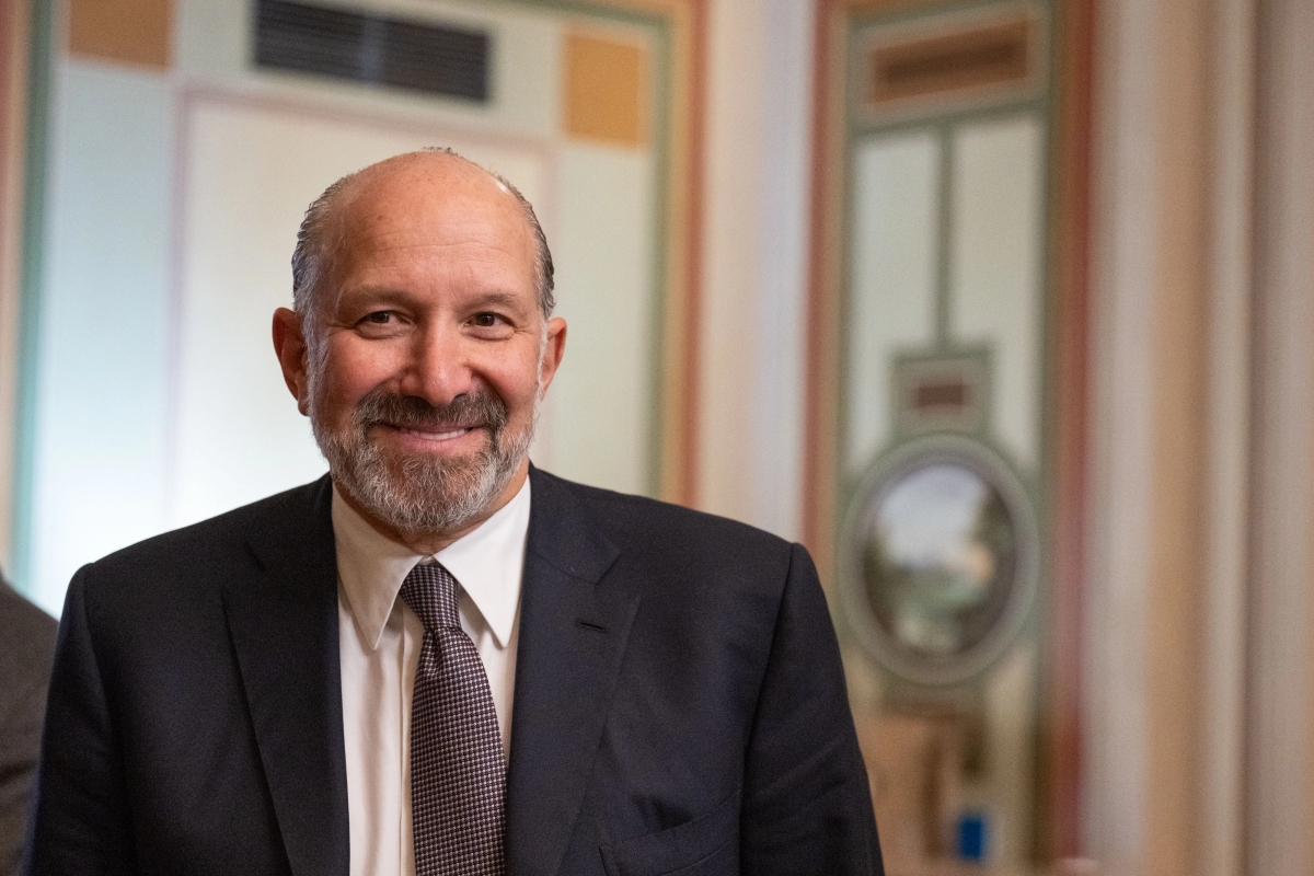 Why Howard Lutnick’s work with Tether will be a hot topic in Senate hearing 