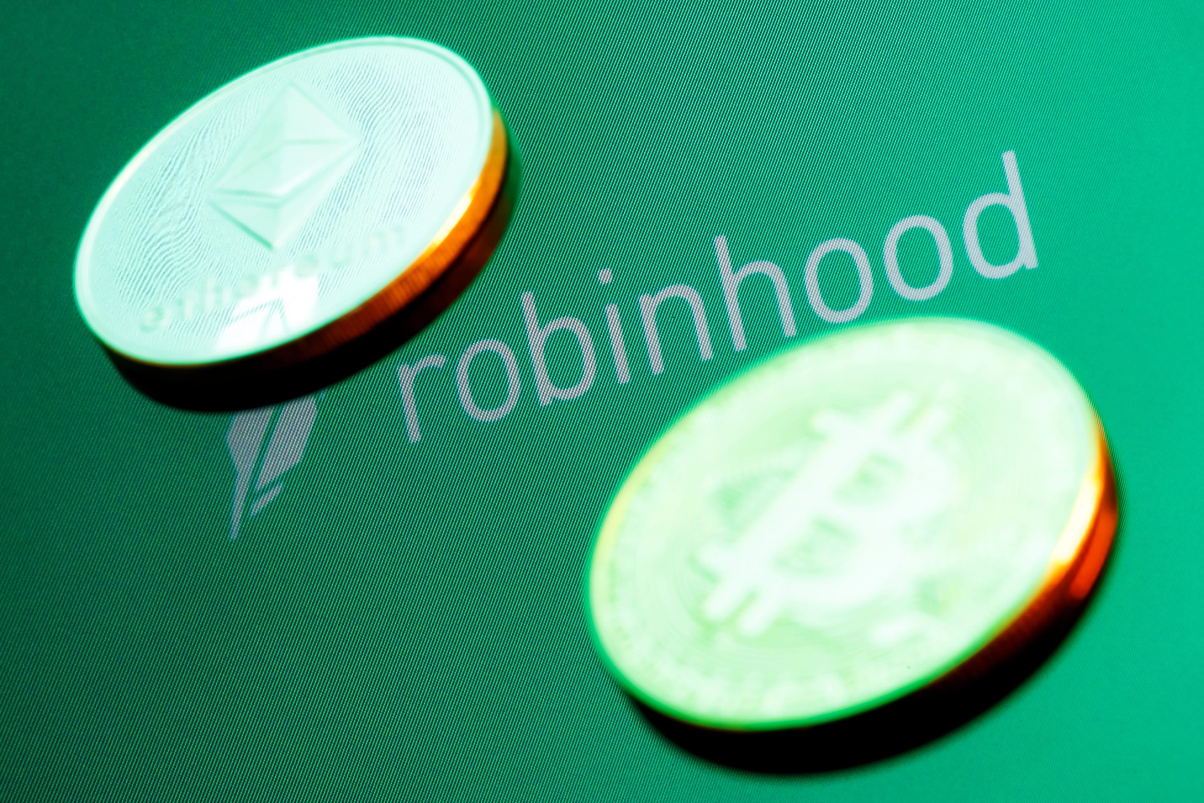 Kazan,,Russia,-,Oct,19,,2021:,Robinhood,Markets,Is,An