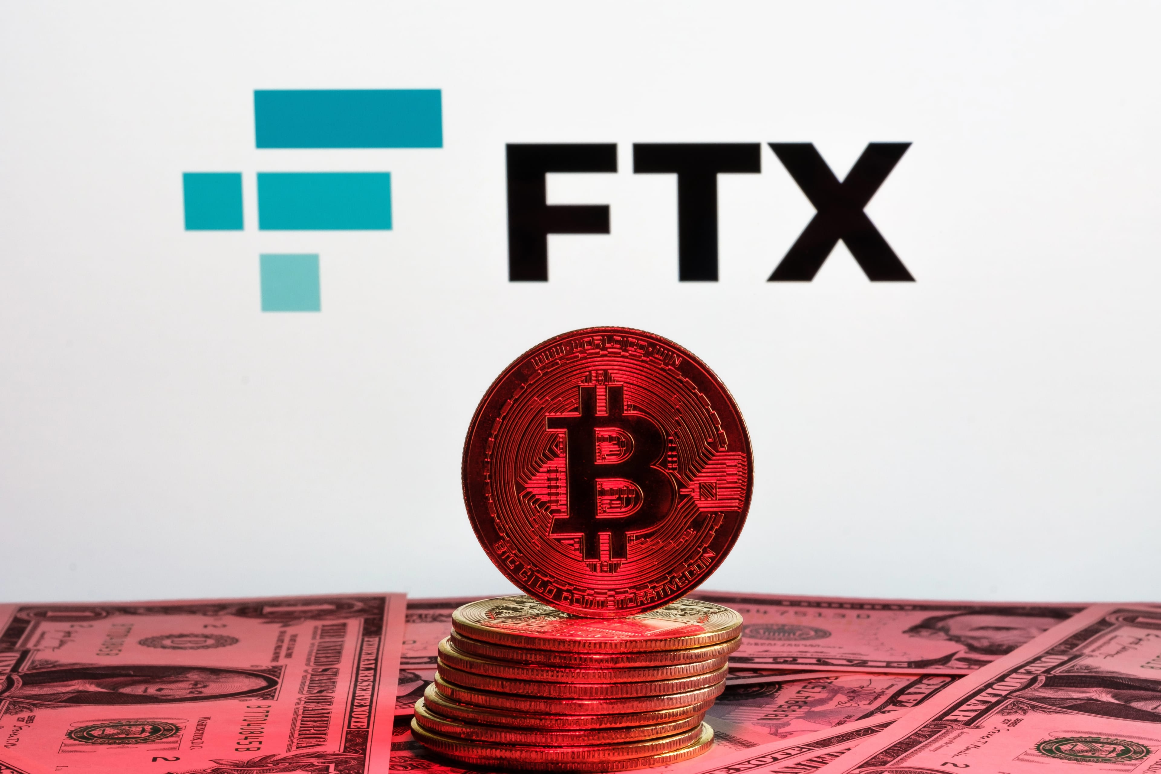 Ftx,Crypto,Exchange,Bankruptcy,Concept.,Ftx,Logo,Seen,On,Display,