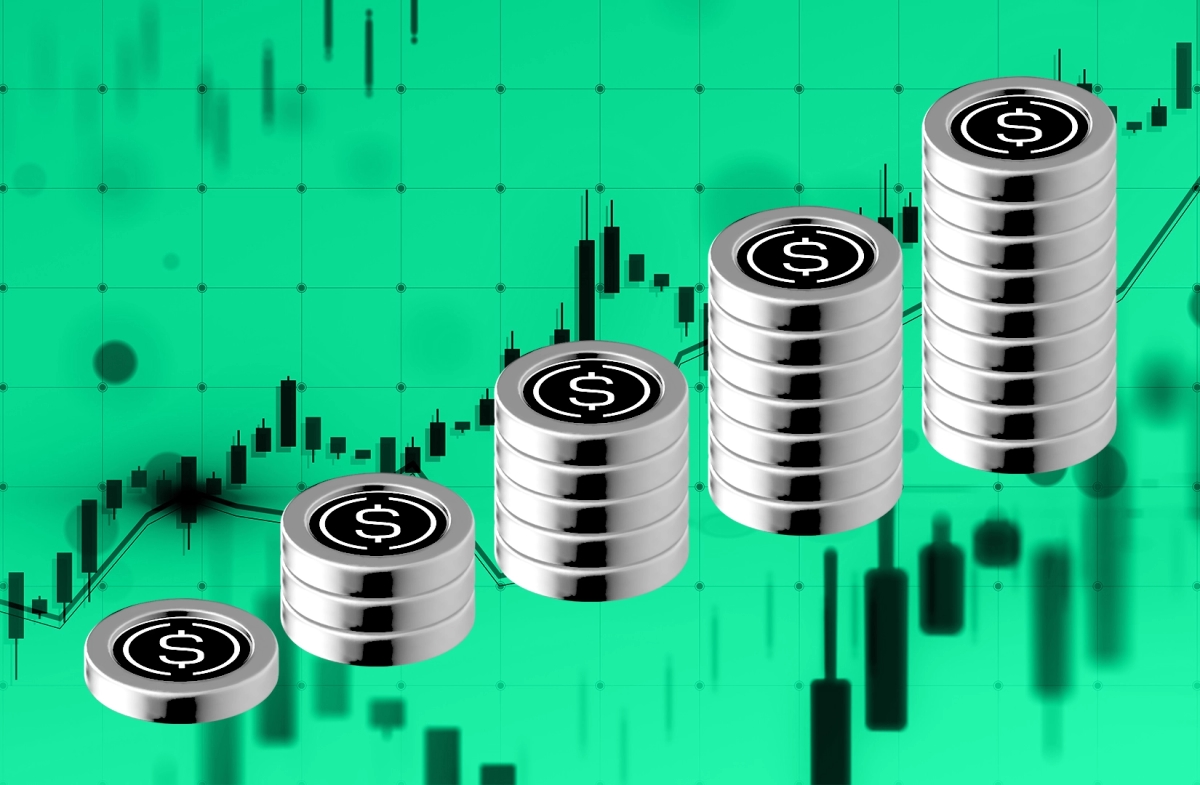 Yield-hungry investors push Ethena’s $5.8bn USDe over rival Dai stablecoin